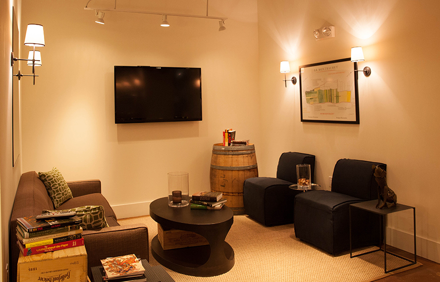 UOVO Wine Washington, DC Lounge