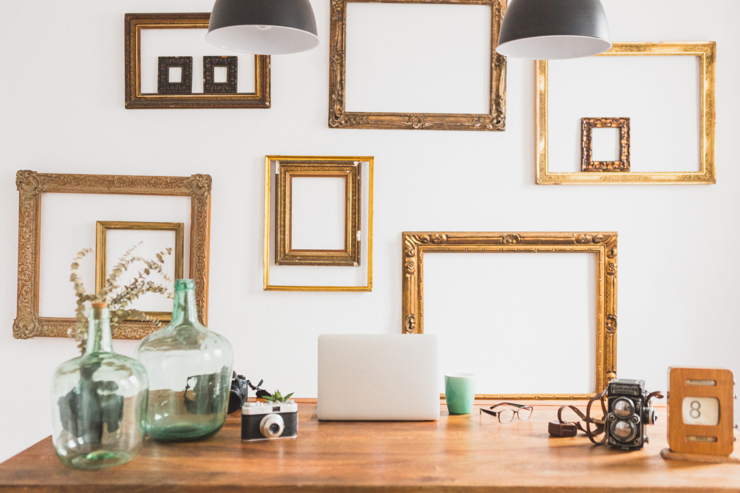 multi-home art collectors