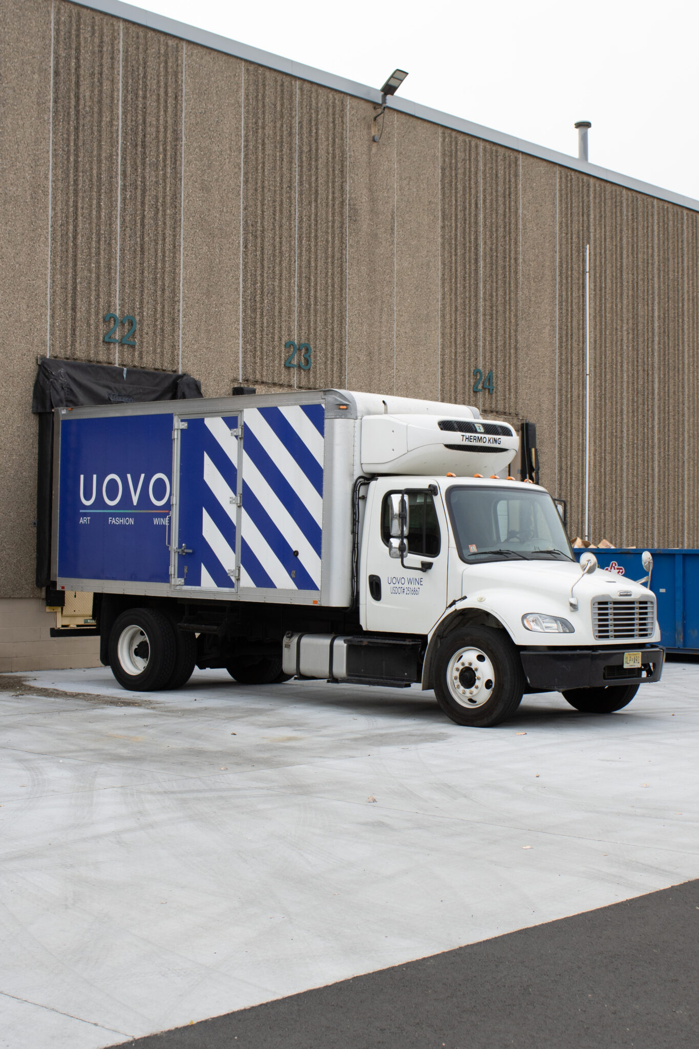 UOVO Wine truck for transportation